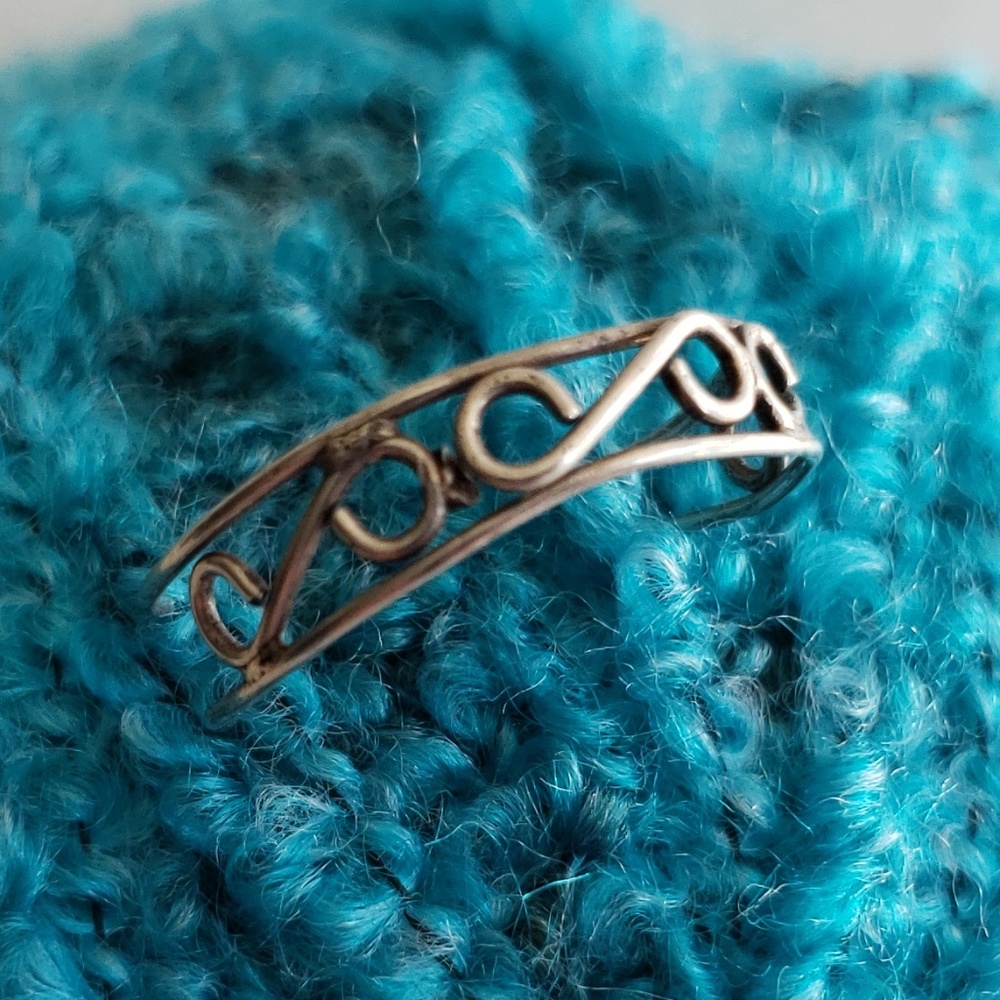 ☆ Celtic Silver Open Scroll Ring ☆Adjustable Band